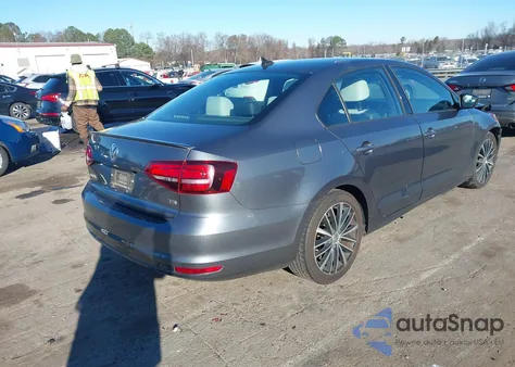 2016 Volkswagen Jetta 1.8T Sport z USA, uszkodzony, nr VIN 3VWB17AJ6GM275544